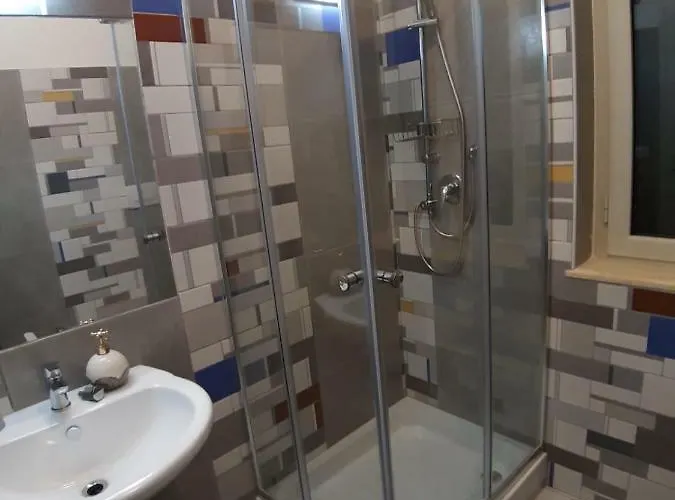 Affittacamere Le Quattro Rose 4*