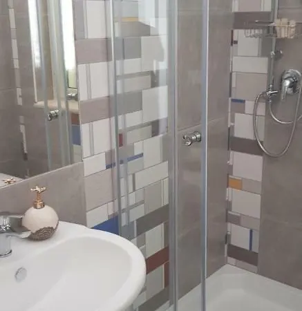 Le Quattro Rose 4* Diamante